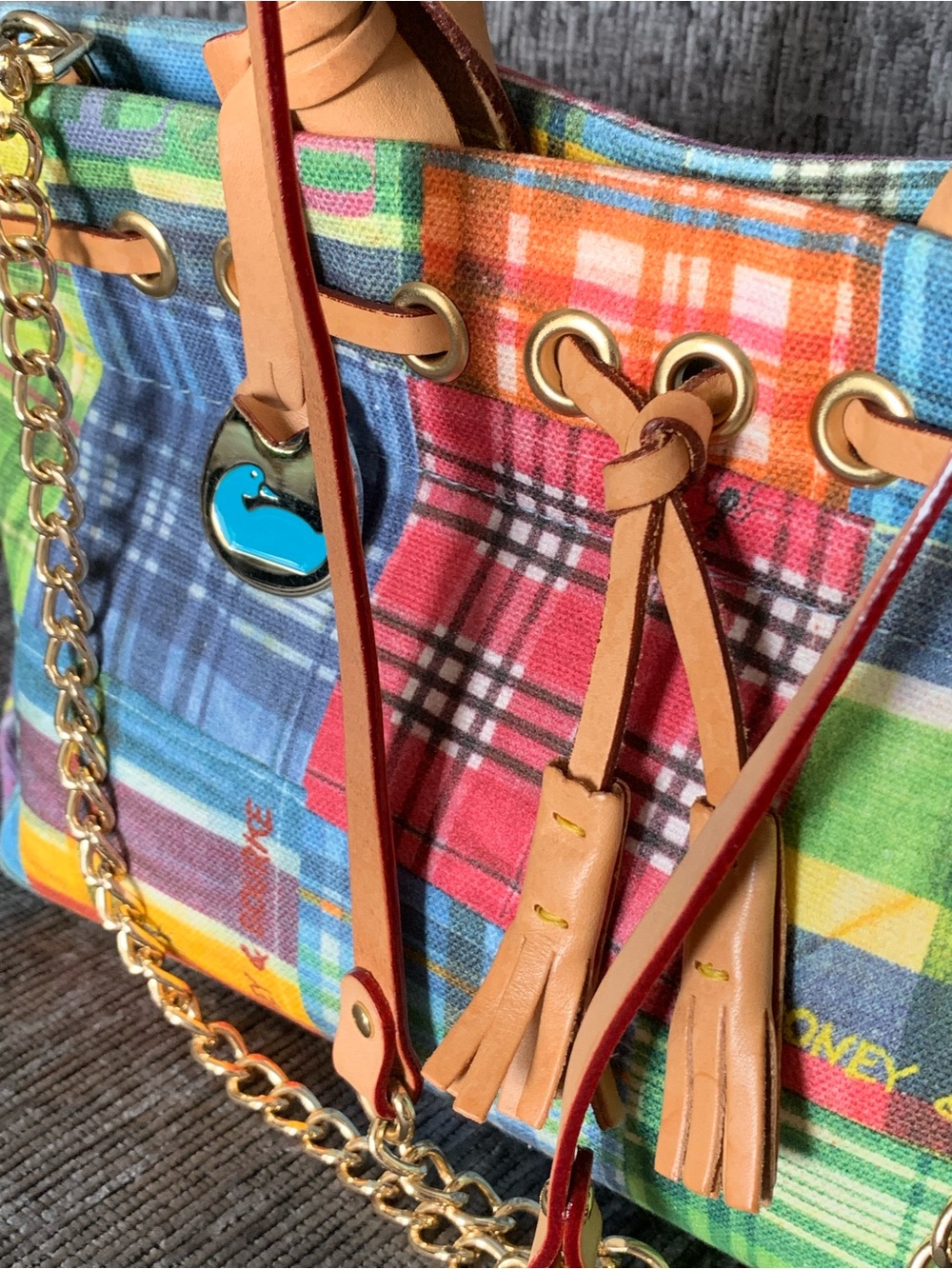 Madras picnic print satchel - Picture 2 of 15